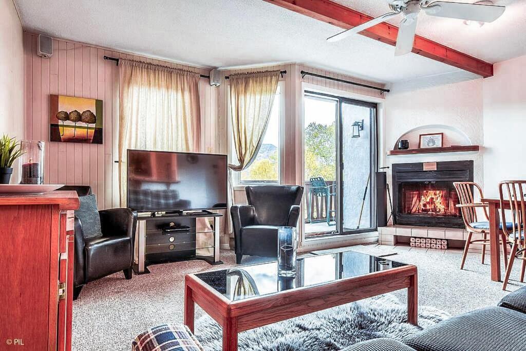 Amazing Lakemountain View 5Min To Tremblant484 Mont-Tremblant Eksteriør billede